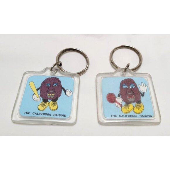 Lot of 2 The California Raisins Keychains Retro Cartoon Characters Plastic Metal - Picture 2 of 6
